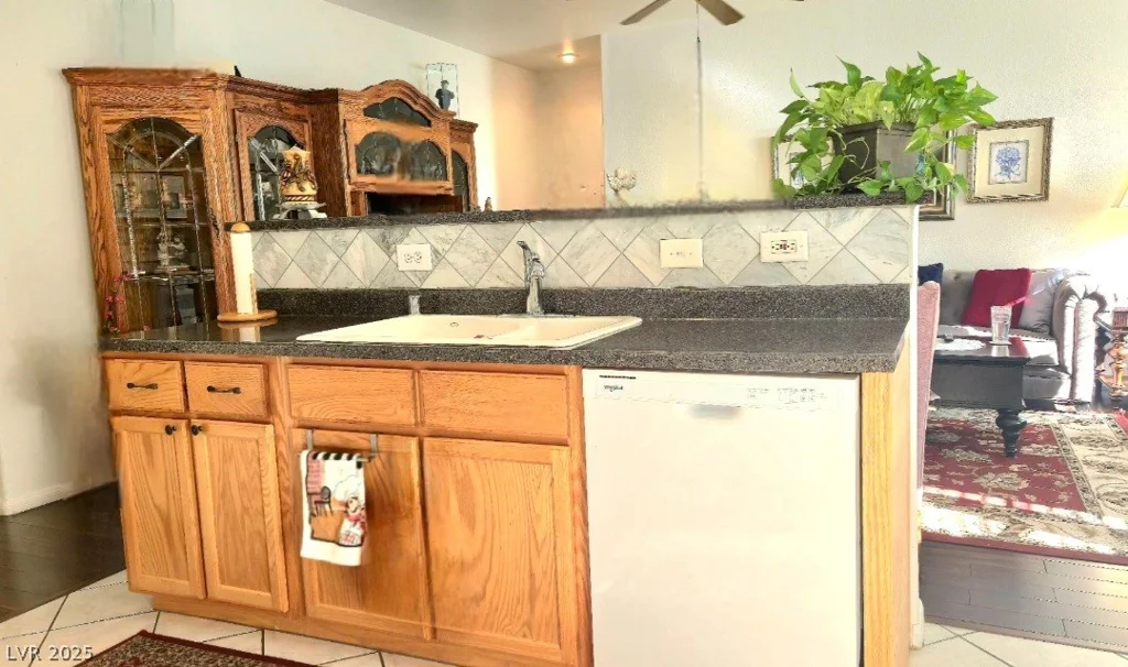 10001 Crimson Palisades, Las Vegas, NV 89144