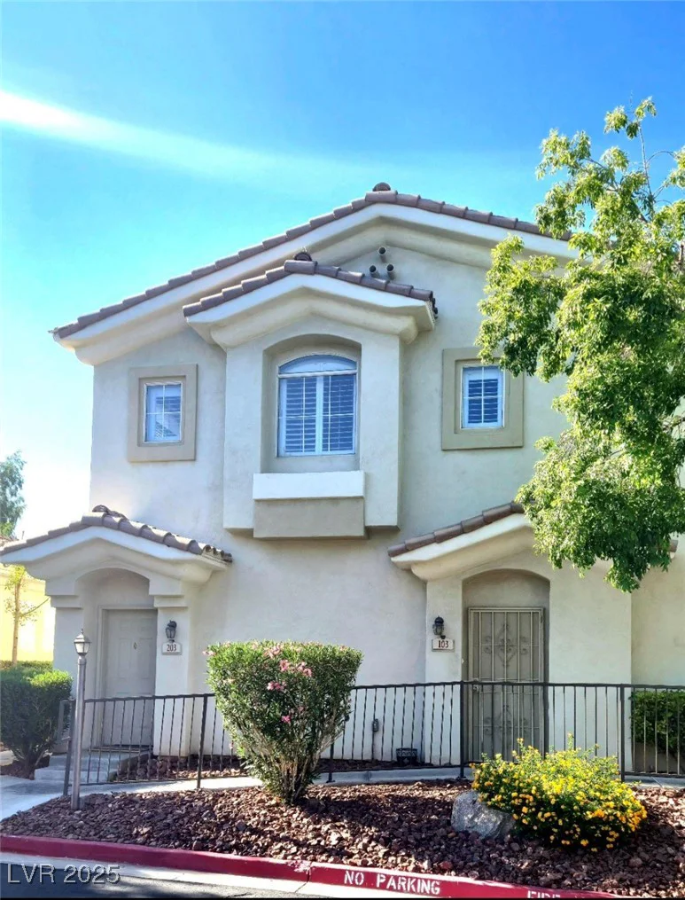 10001 Crimson Palisades, Las Vegas, NV 89144