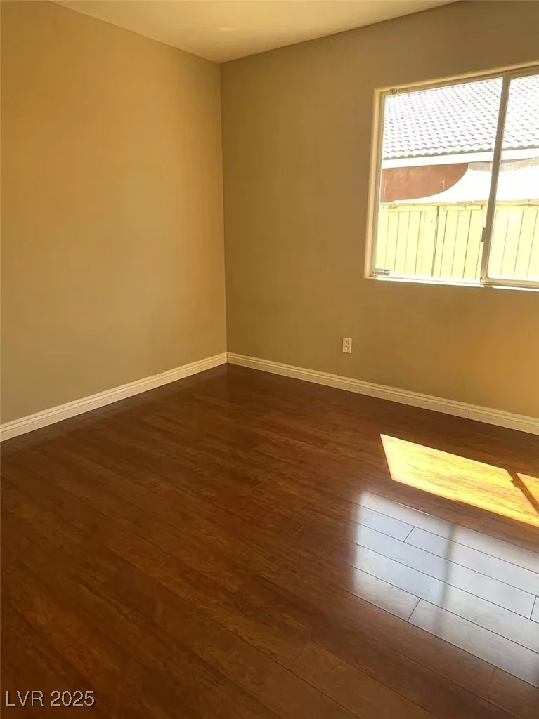 2222 Glastonbury Thorn, North Las Vegas, NV 89032