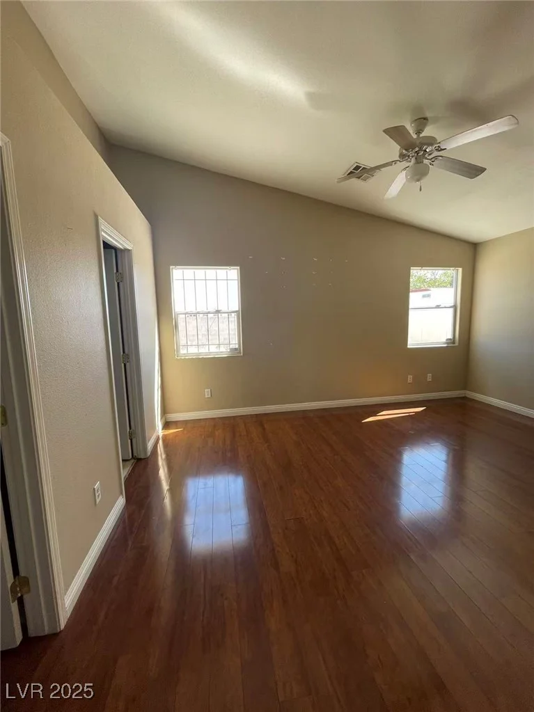 2222 Glastonbury Thorn, North Las Vegas, NV 89032