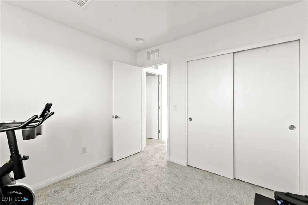 4057 Pioneer Ridge, Las Vegas, NV 89115