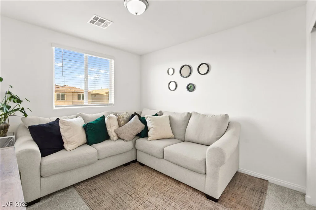 4057 Pioneer Ridge, Las Vegas, NV 89115