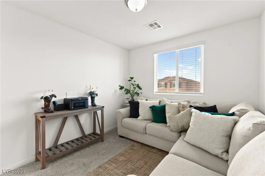 4057 Pioneer Ridge, Las Vegas, NV 89115