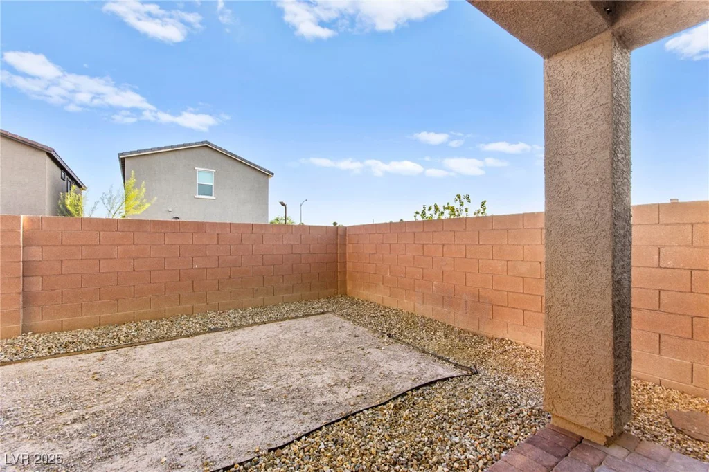 4057 Pioneer Ridge, Las Vegas, NV 89115