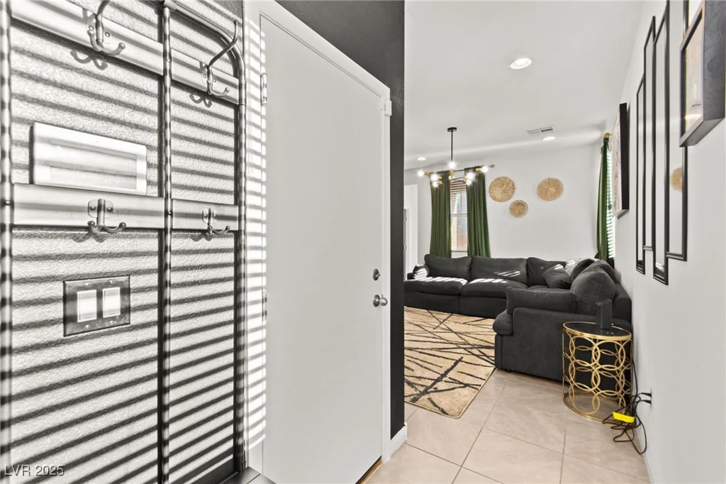 4057 Pioneer Ridge, Las Vegas, NV 89115