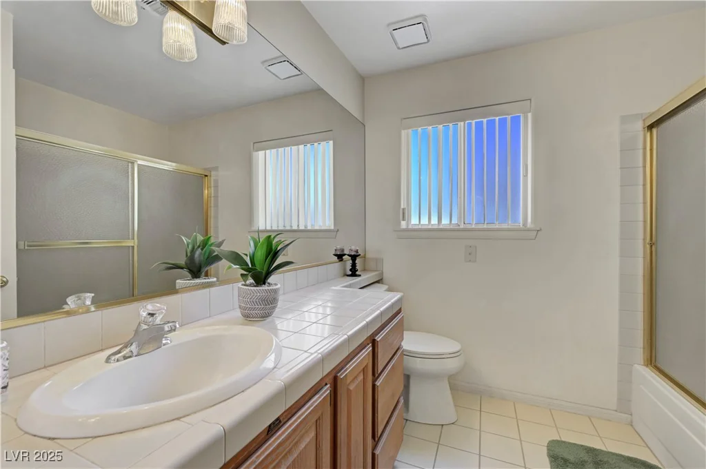 1104 Halite, Las Vegas, NV 89128