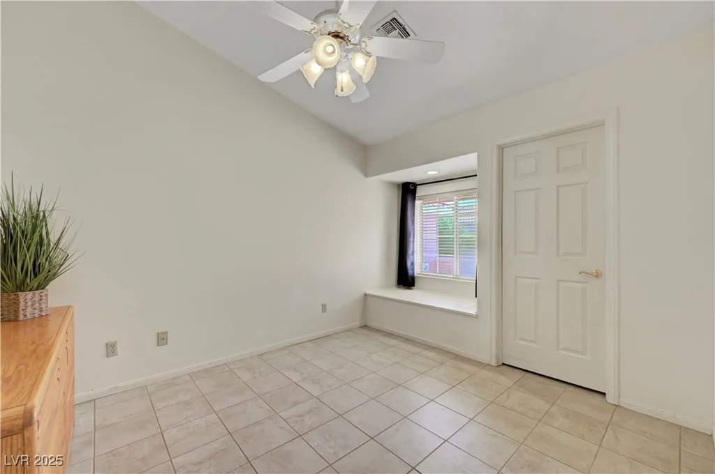 1104 Halite, Las Vegas, NV 89128