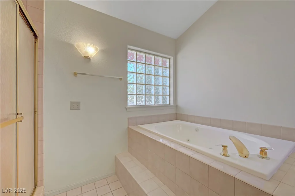 1104 Halite, Las Vegas, NV 89128