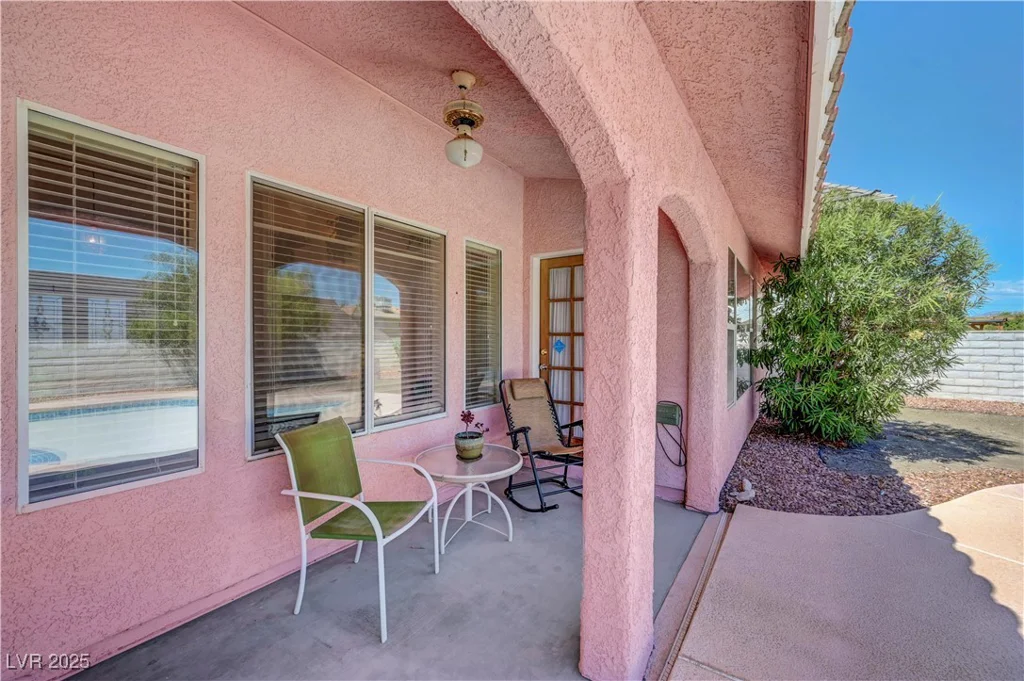 1104 Halite, Las Vegas, NV 89128