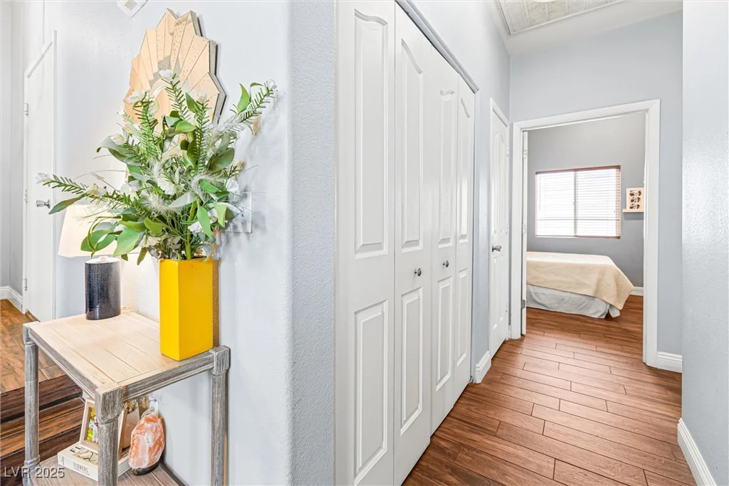 7824 Meandering Path, Las Vegas, NV 89131