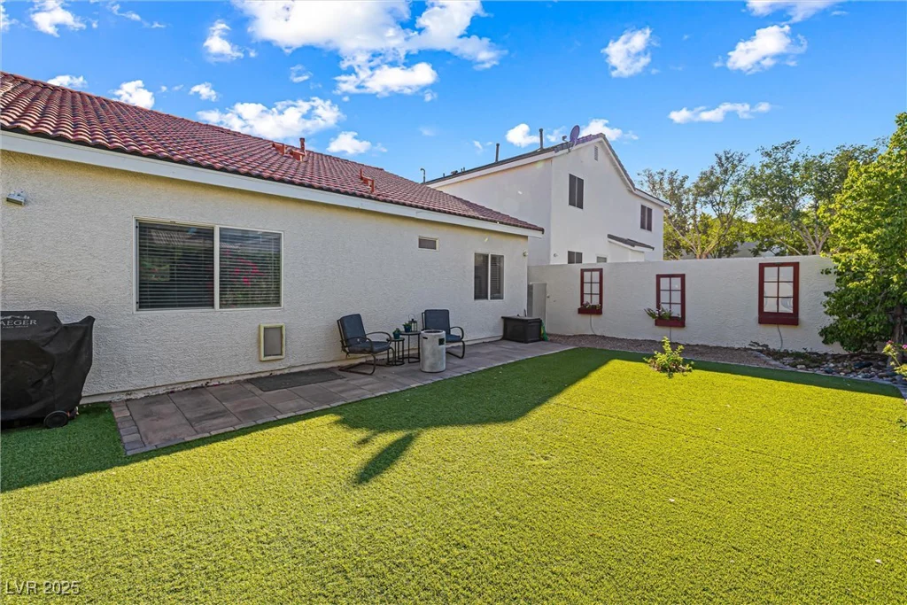7824 Meandering Path, Las Vegas, NV 89131