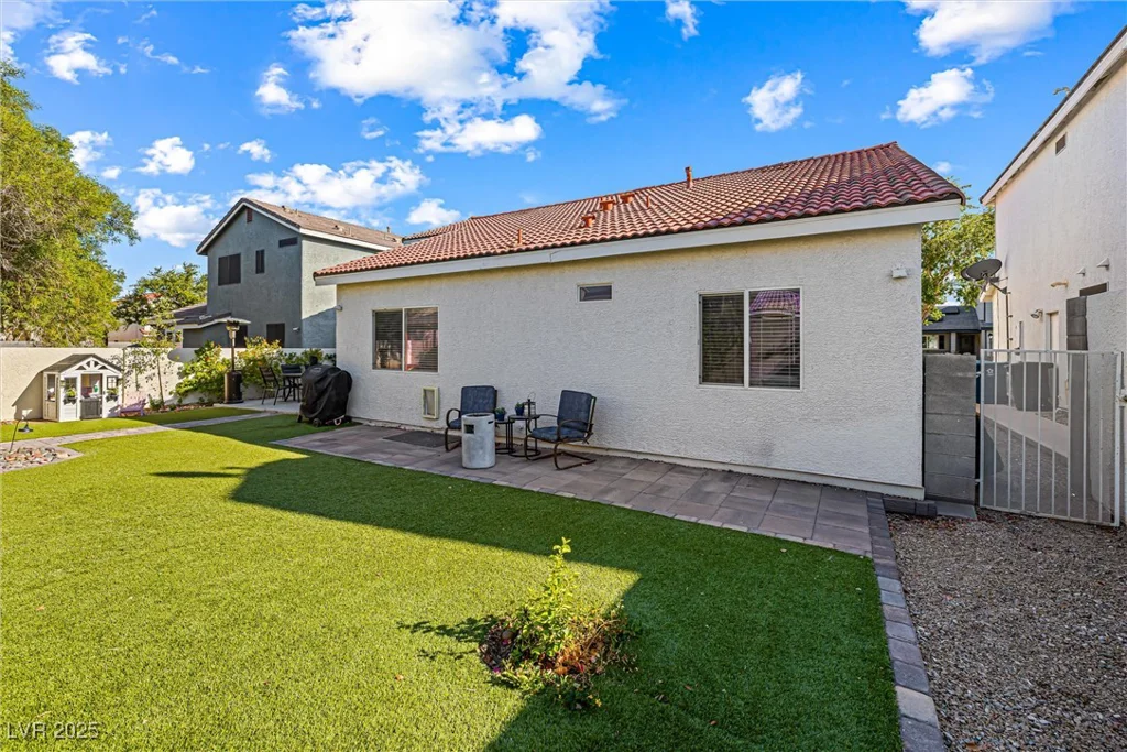 7824 Meandering Path, Las Vegas, NV 89131