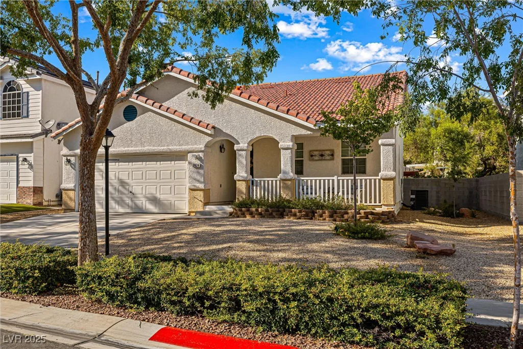 7824 Meandering Path, Las Vegas, NV 89131