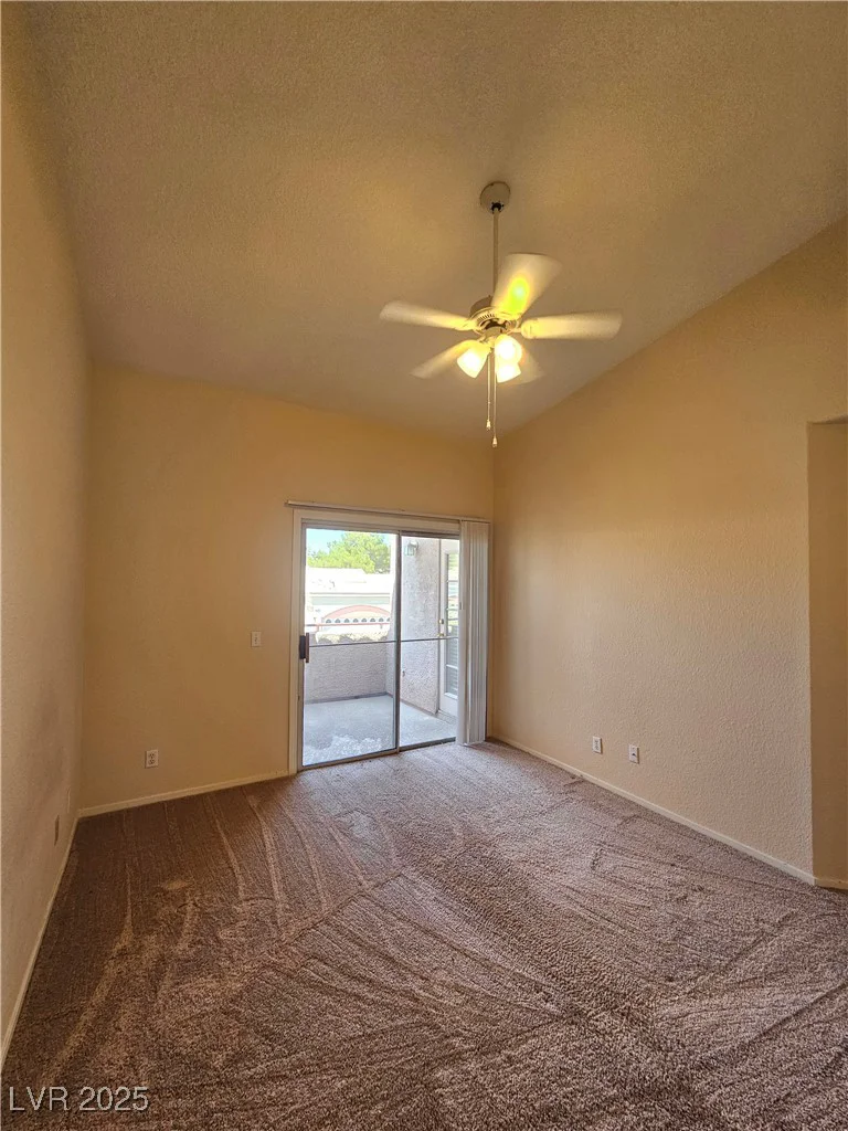 5225 Reno, Las Vegas, NV 89118