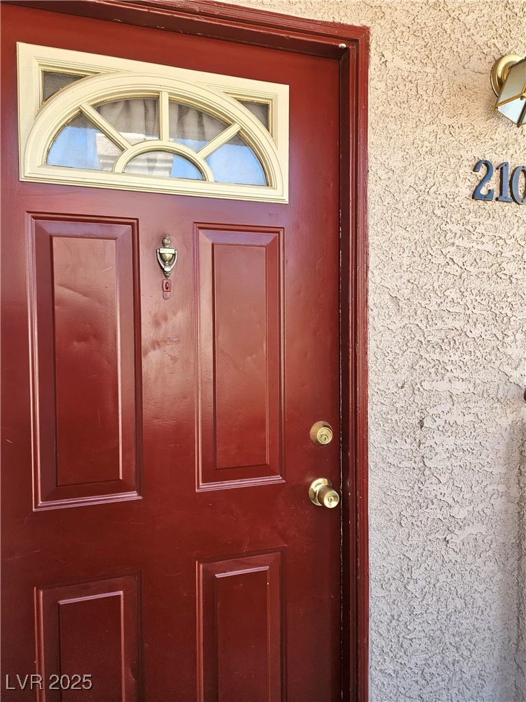 5225 Reno, Las Vegas, NV 89118