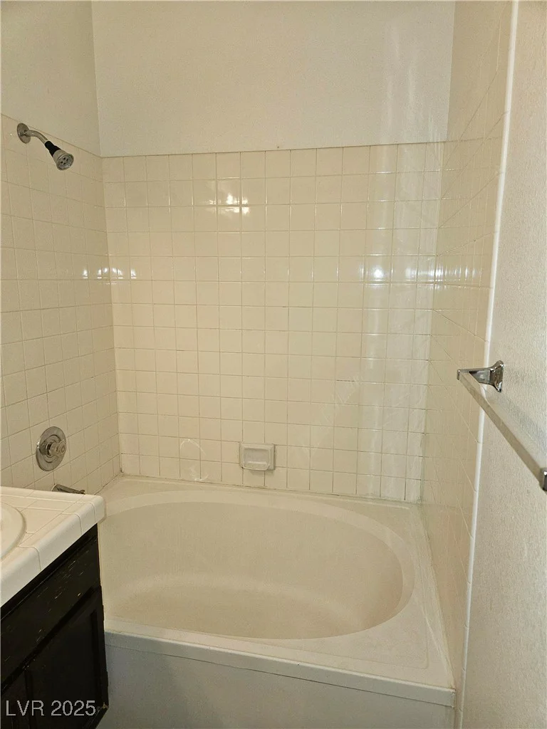 5225 Reno, Las Vegas, NV 89118