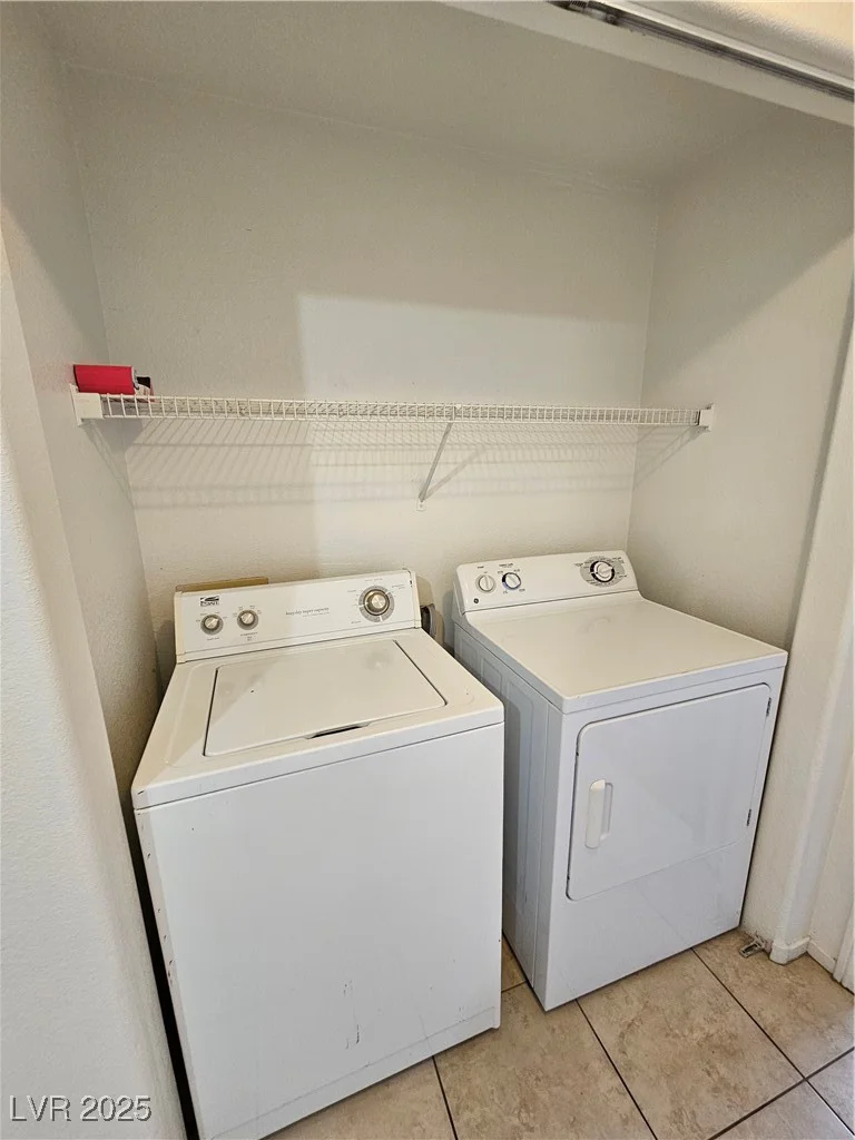 5225 Reno, Las Vegas, NV 89118