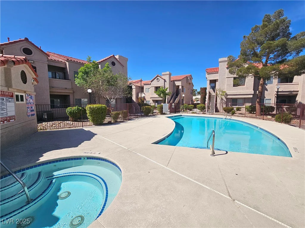 5225 Reno, Las Vegas, NV 89118