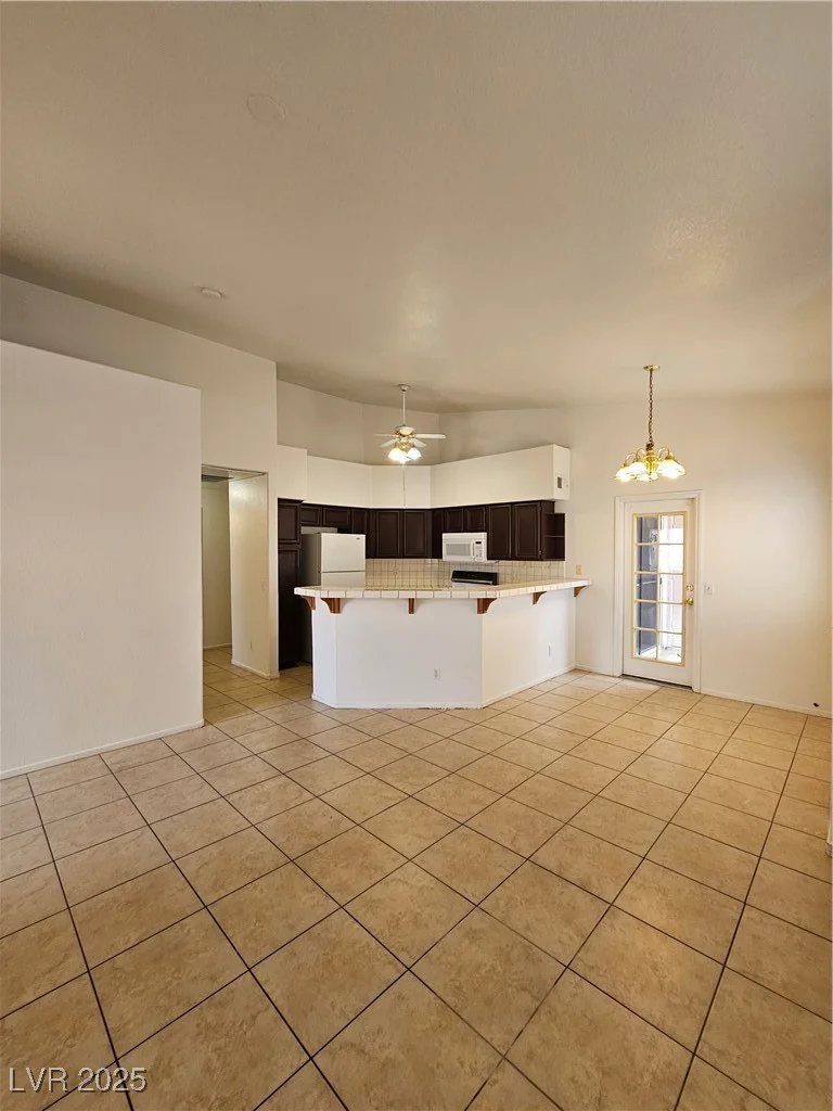 5225 Reno, Las Vegas, NV 89118