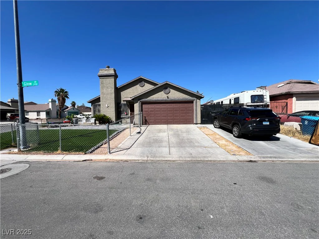 3726 Glow, Las Vegas, NV 89115