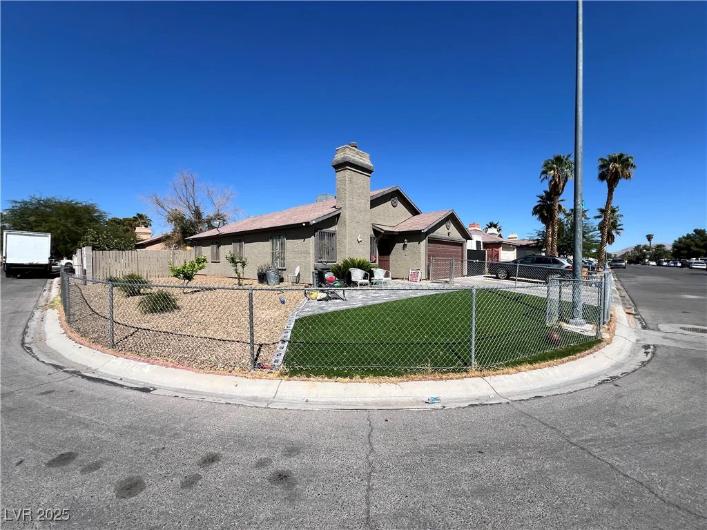 3726 Glow, Las Vegas, NV 89115