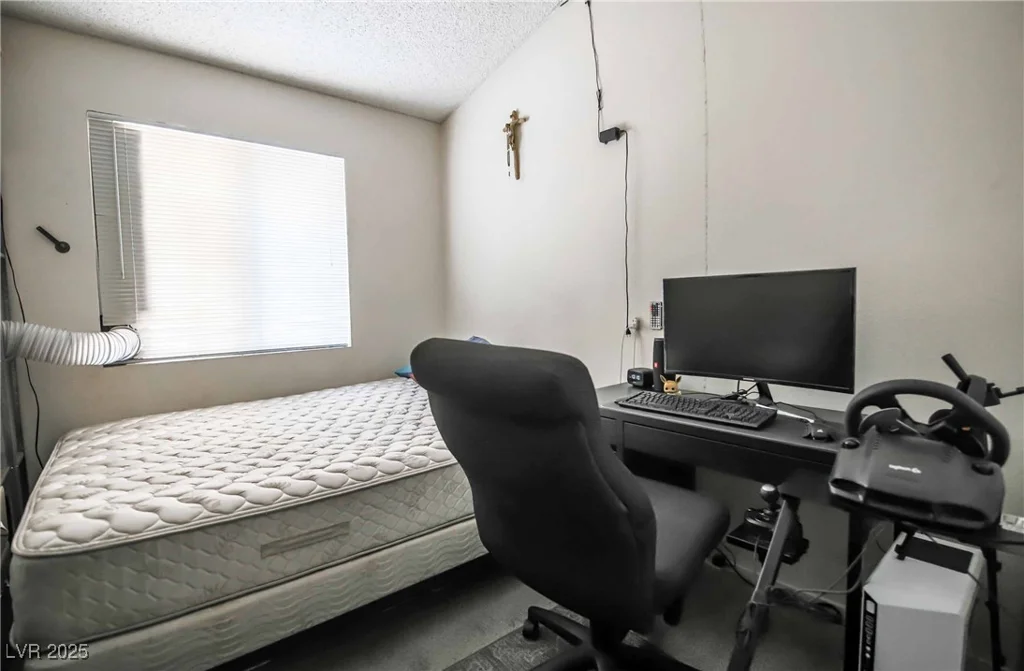 3726 Glow, Las Vegas, NV 89115