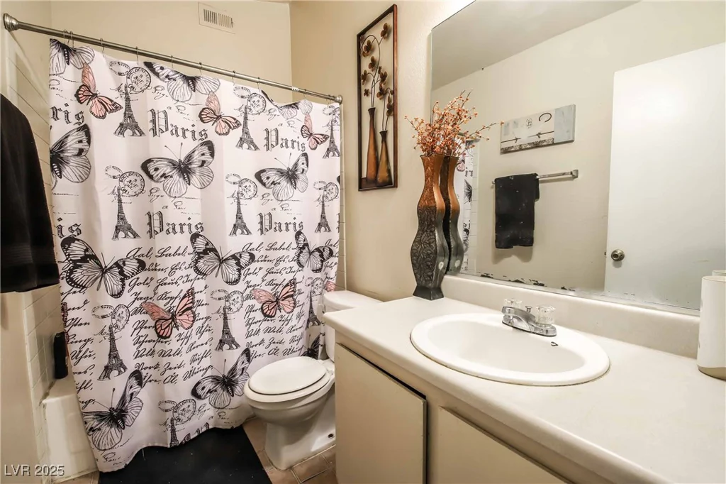 3726 Glow, Las Vegas, NV 89115