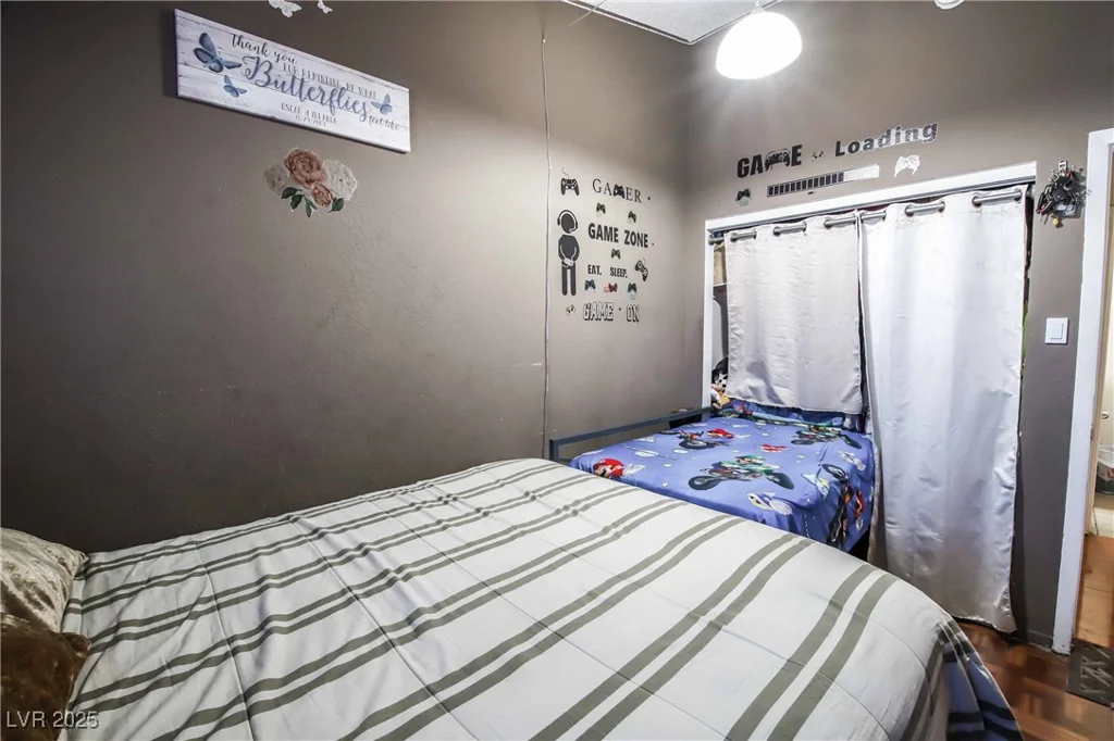 3726 Glow, Las Vegas, NV 89115