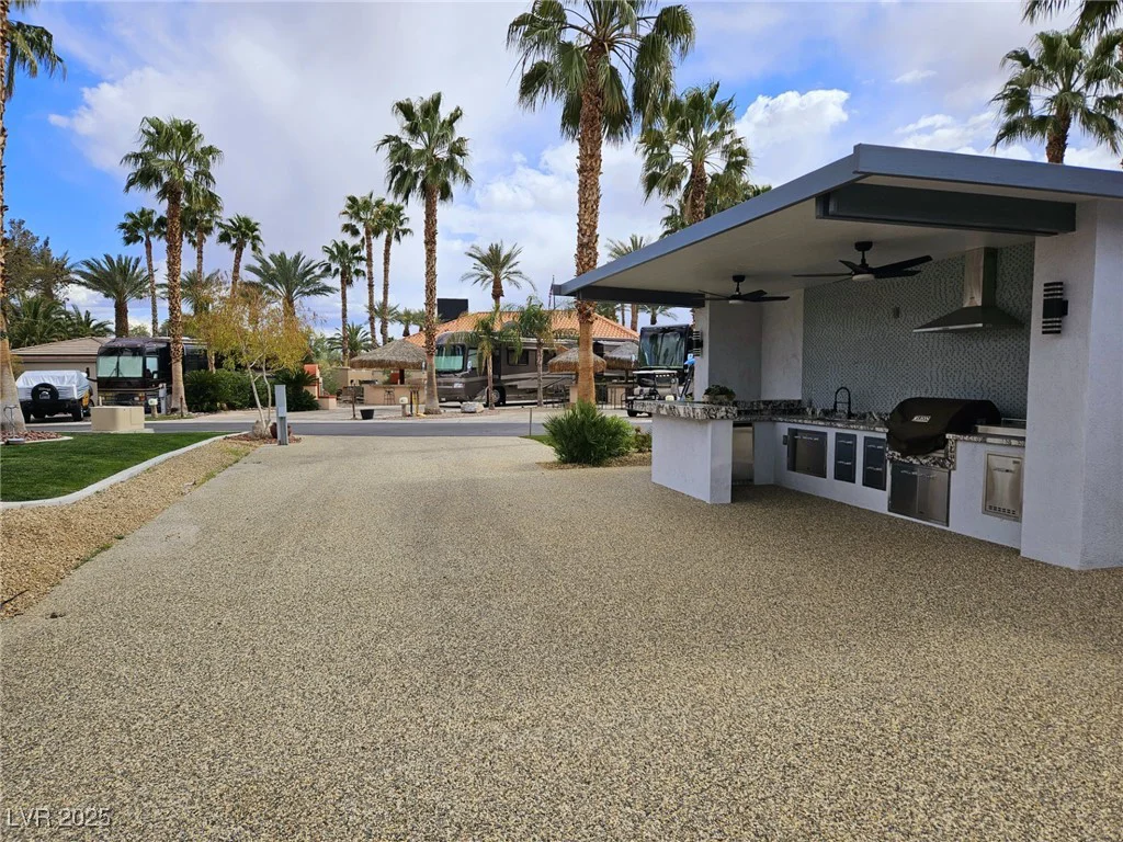 8175 Arville, Las Vegas, NV 89139