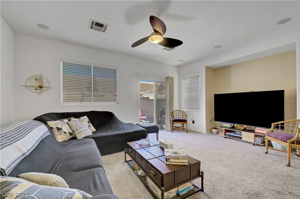 7384 Emerald Glow, Las Vegas, NV 89123