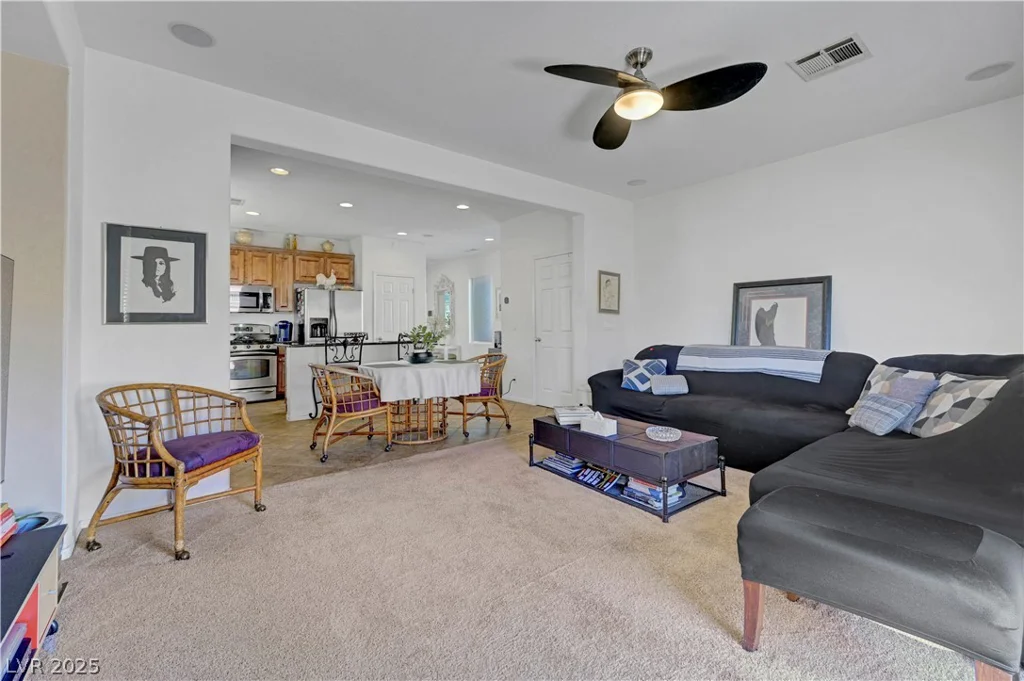 7384 Emerald Glow, Las Vegas, NV 89123