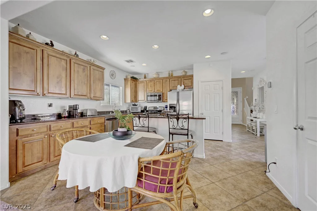 7384 Emerald Glow, Las Vegas, NV 89123