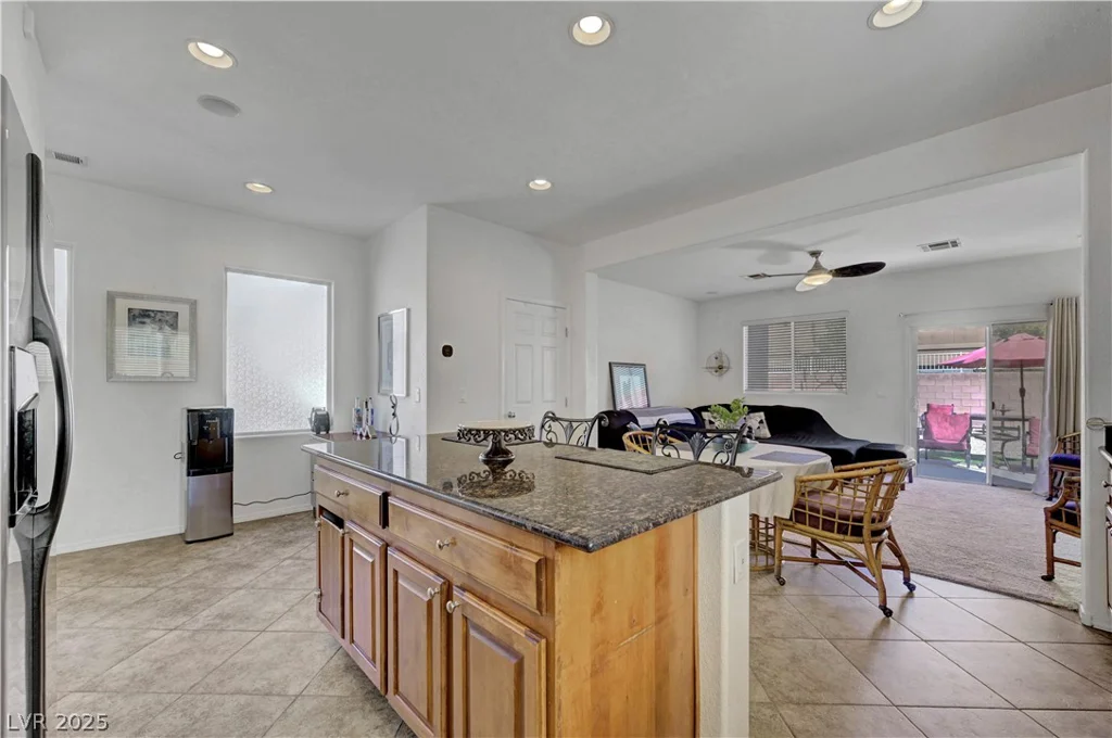 7384 Emerald Glow, Las Vegas, NV 89123