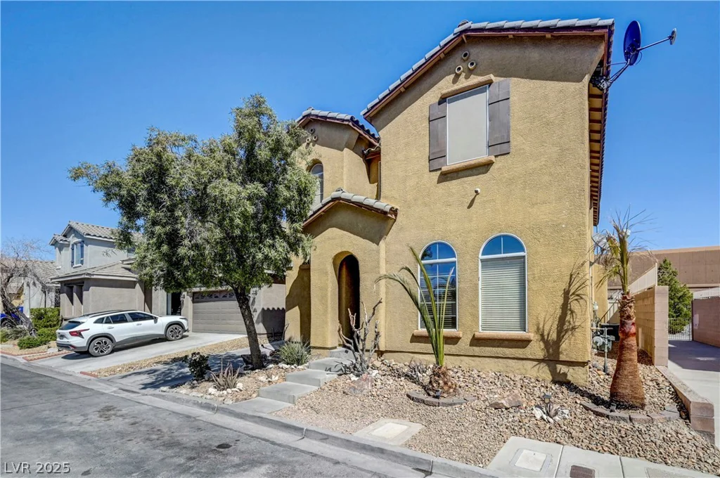 7384 Emerald Glow, Las Vegas, NV 89123