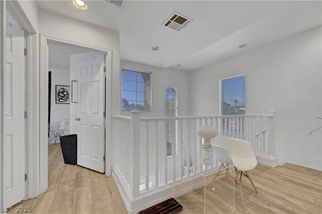7384 Emerald Glow, Las Vegas, NV 89123