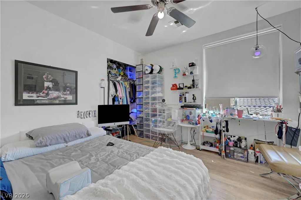 7384 Emerald Glow, Las Vegas, NV 89123