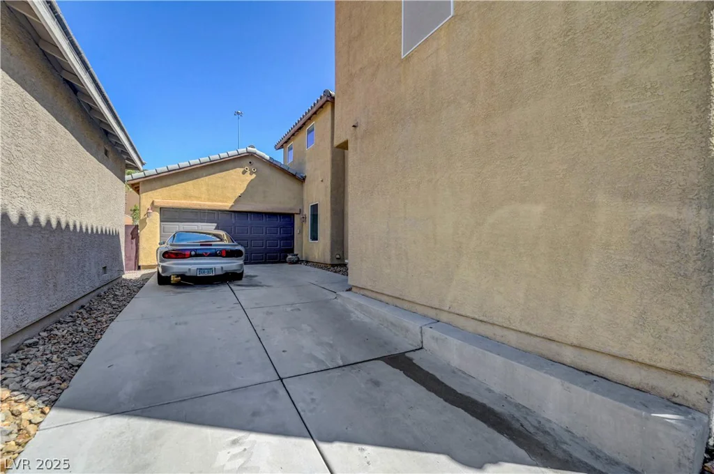 7384 Emerald Glow, Las Vegas, NV 89123