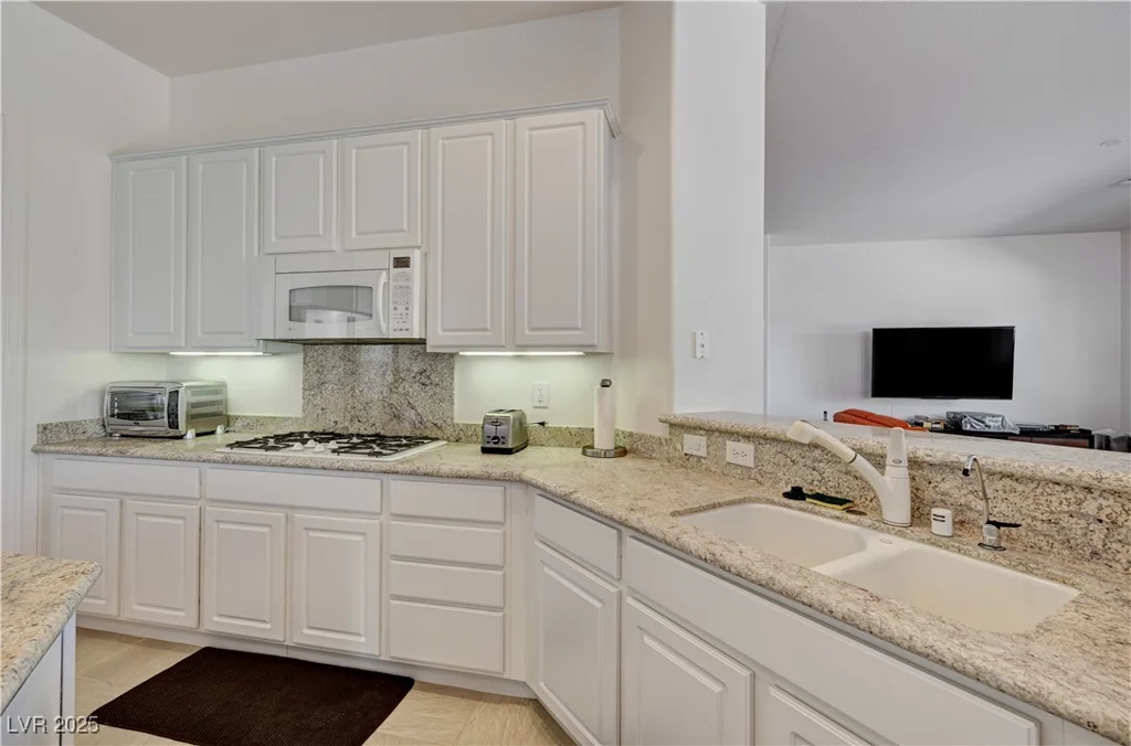 2183 Clearwater Lake, Henderson, NV 89044