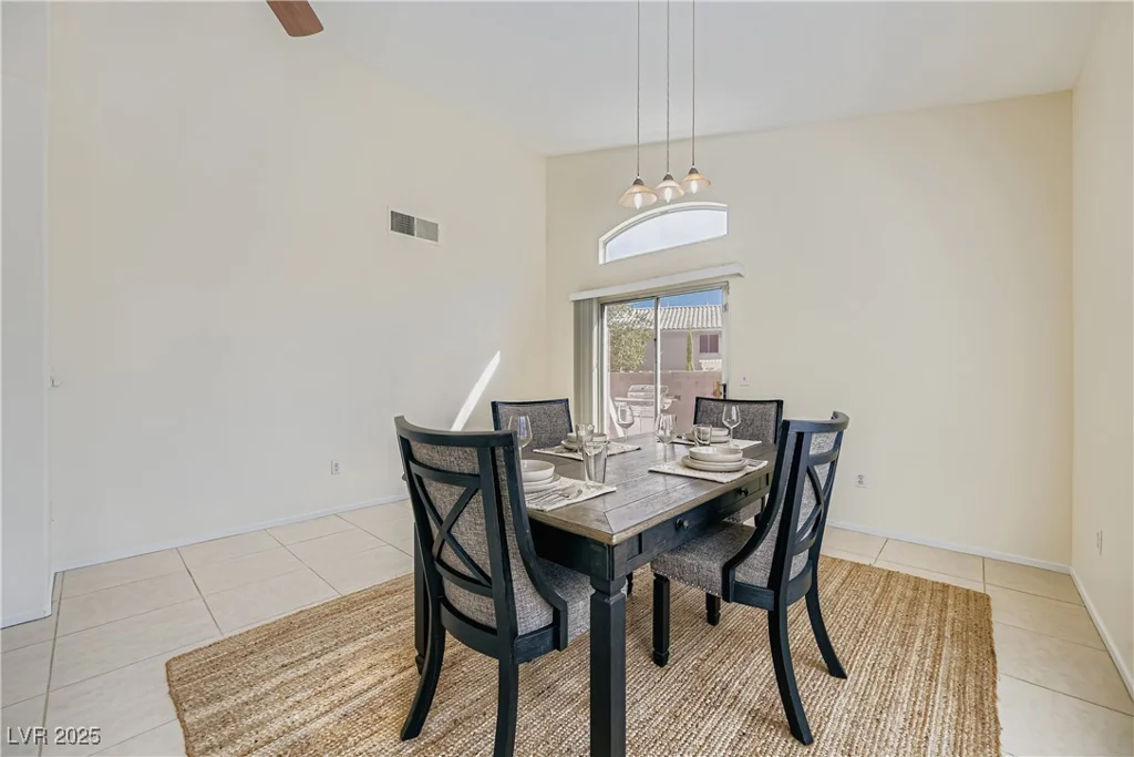 3640 Chateau Meadow, Las Vegas, NV 89129