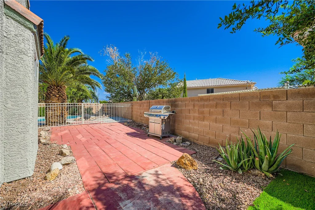3640 Chateau Meadow, Las Vegas, NV 89129