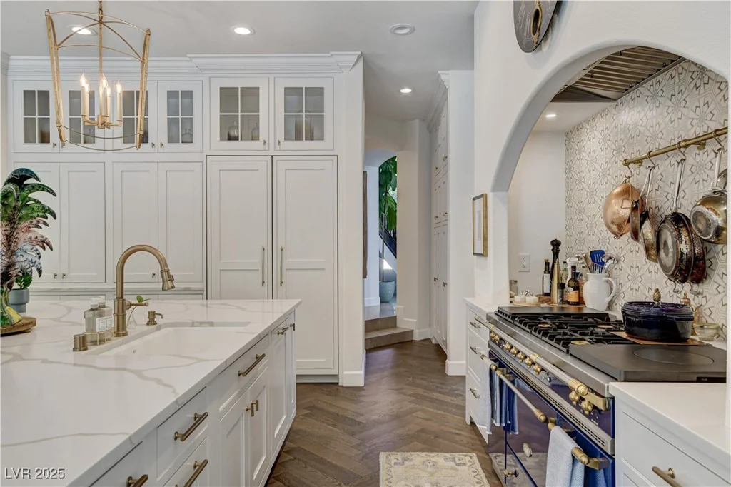 9049 Waterfield, Las Vegas, NV 89134