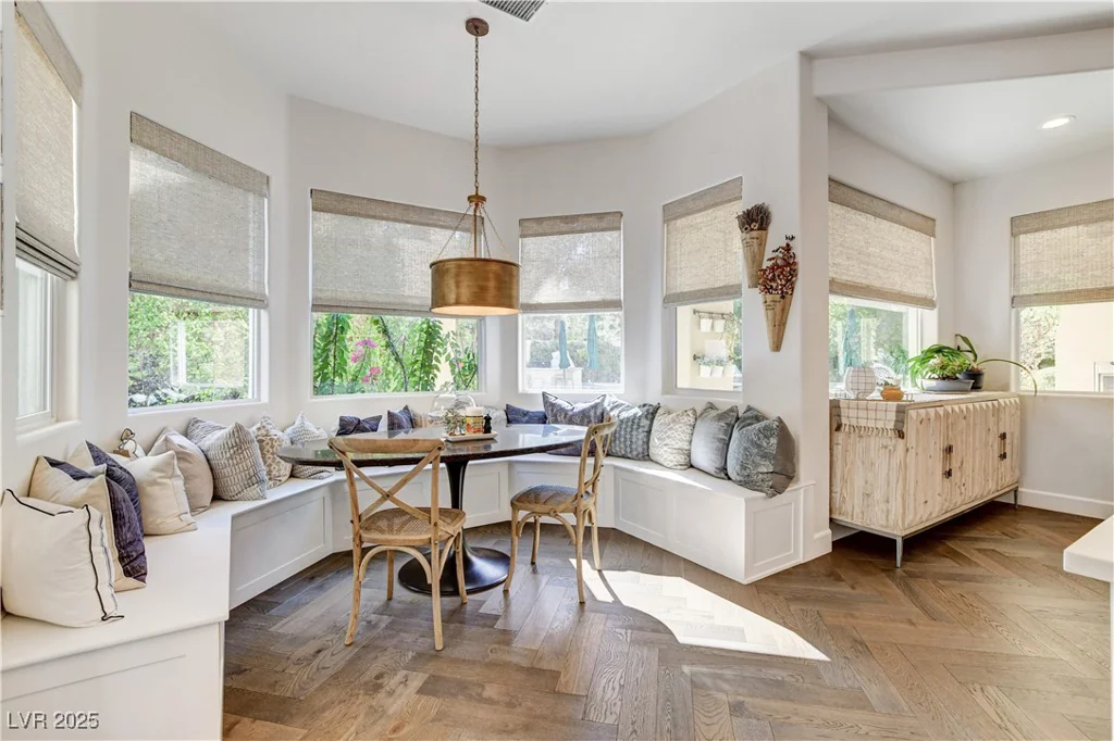 9049 Waterfield, Las Vegas, NV 89134