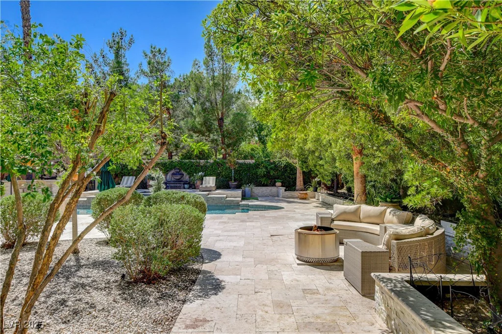 9049 Waterfield, Las Vegas, NV 89134