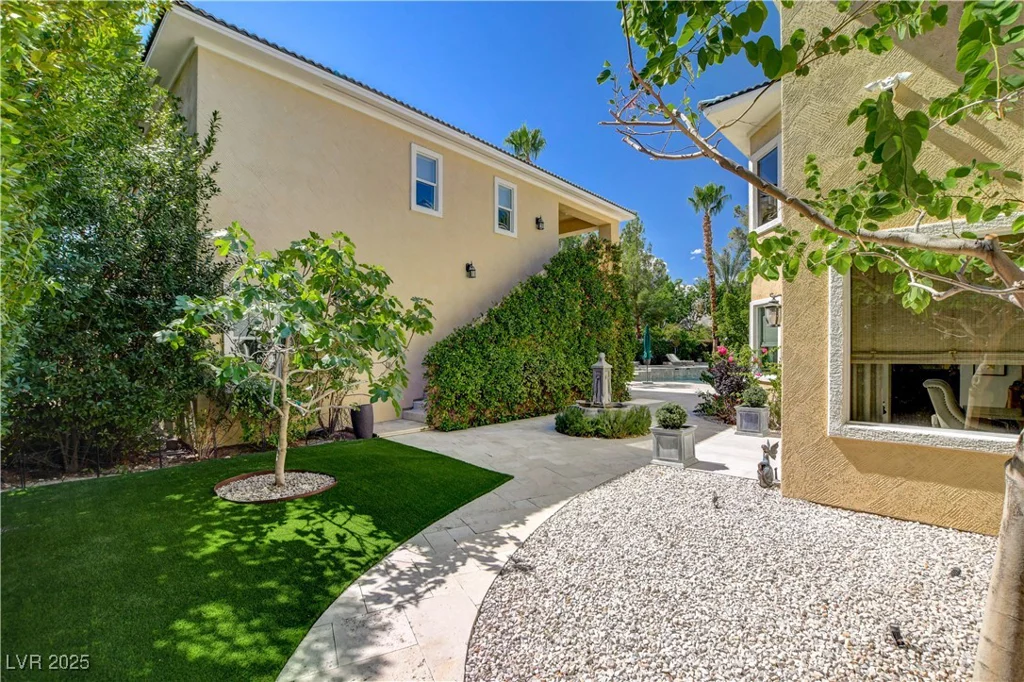 9049 Waterfield, Las Vegas, NV 89134