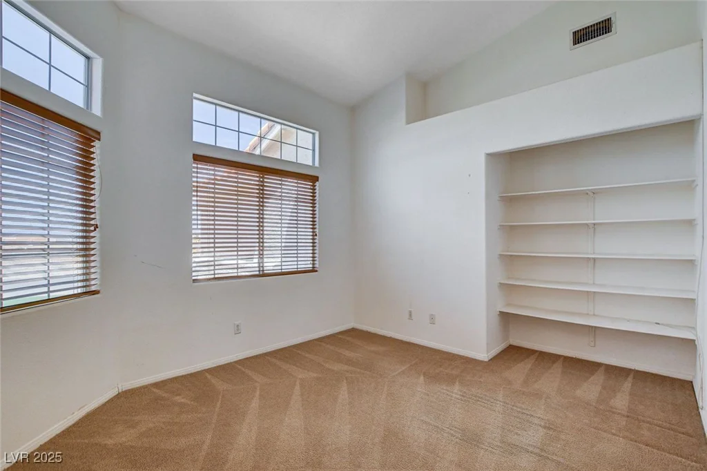 7927 Oquendo, Las Vegas, NV 89113