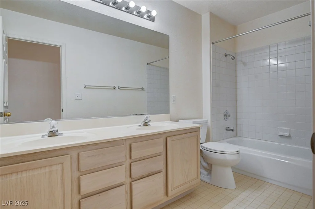 7927 Oquendo, Las Vegas, NV 89113