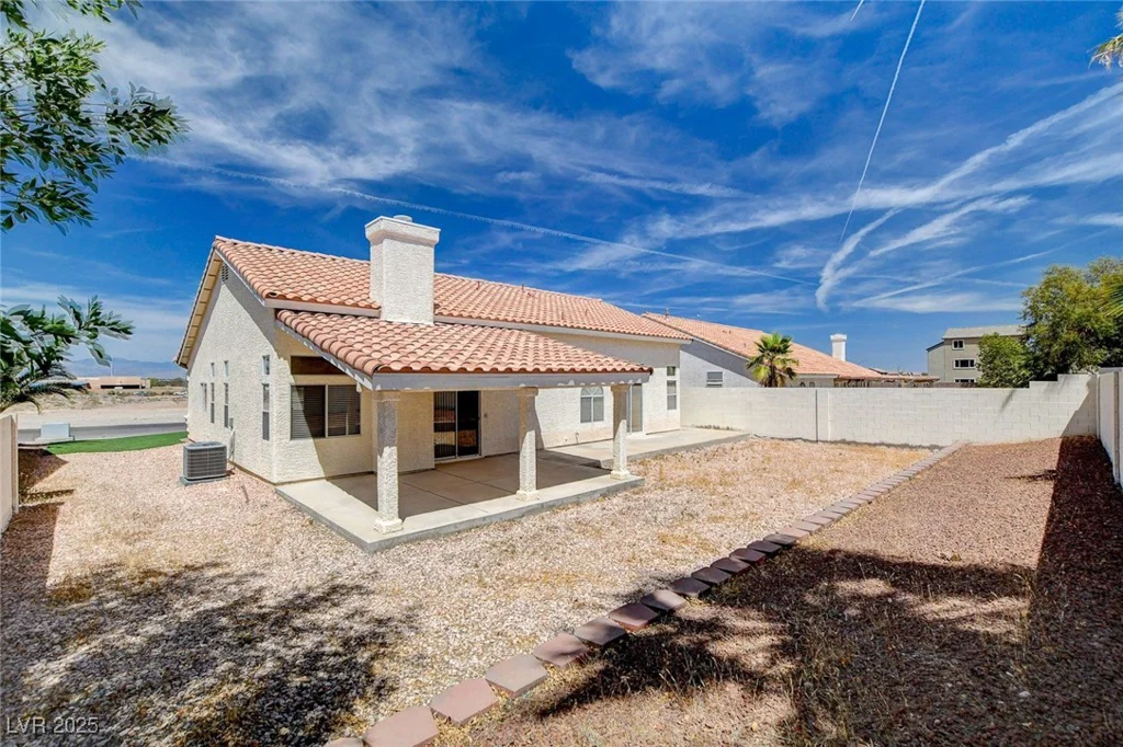 7927 Oquendo, Las Vegas, NV 89113