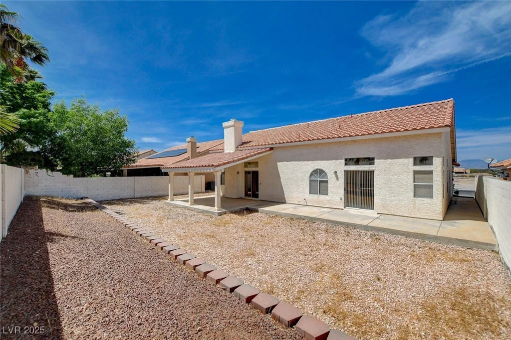 7927 Oquendo, Las Vegas, NV 89113