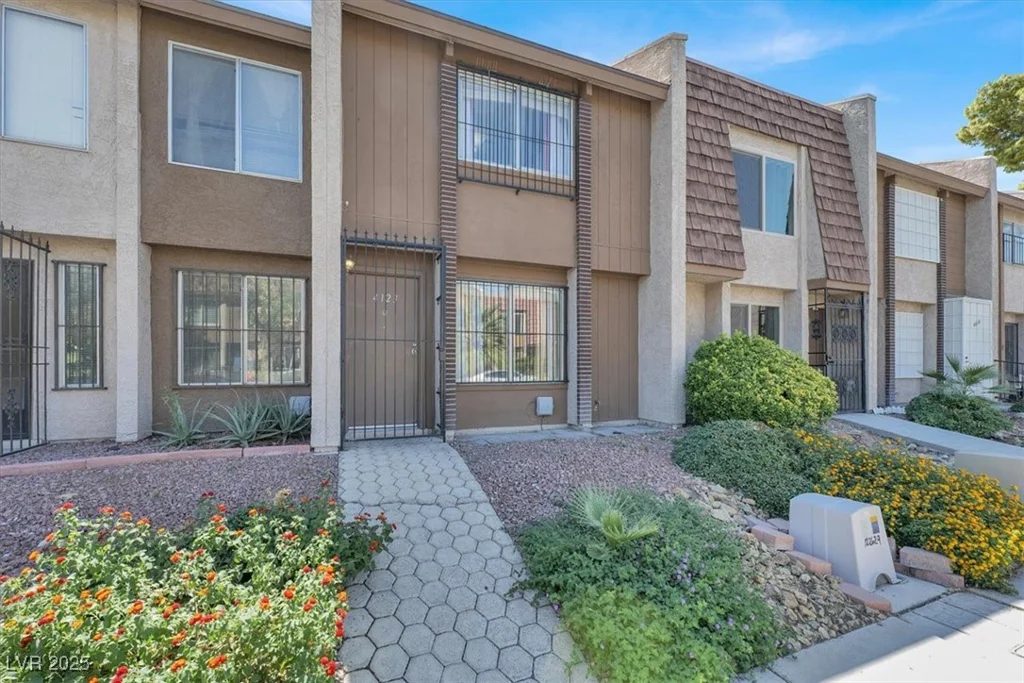 4123 Mississippi, Las Vegas, NV 89103