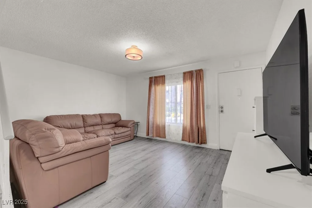 4123 Mississippi, Las Vegas, NV 89103
